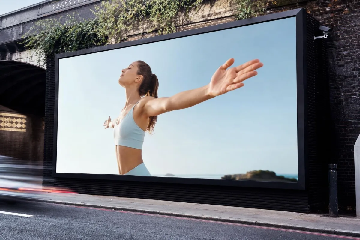 How to Optimise Outdoor Advertising Campaigns Around Major English Festivals and Events